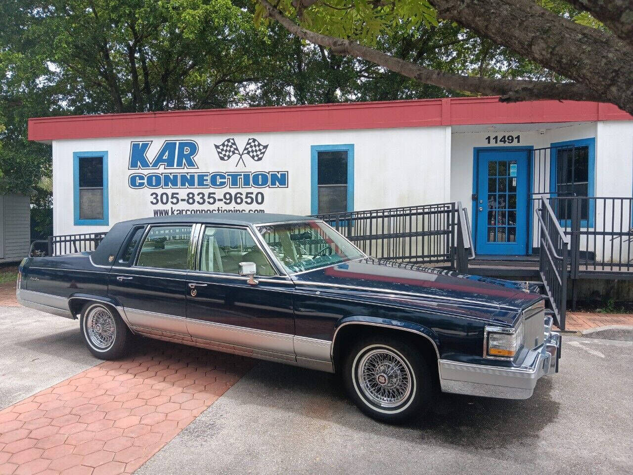 1991 CADILLAC Brougham