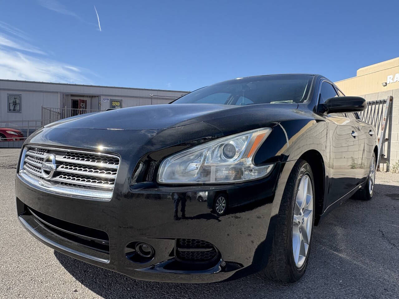 2011 NISSAN Maxima