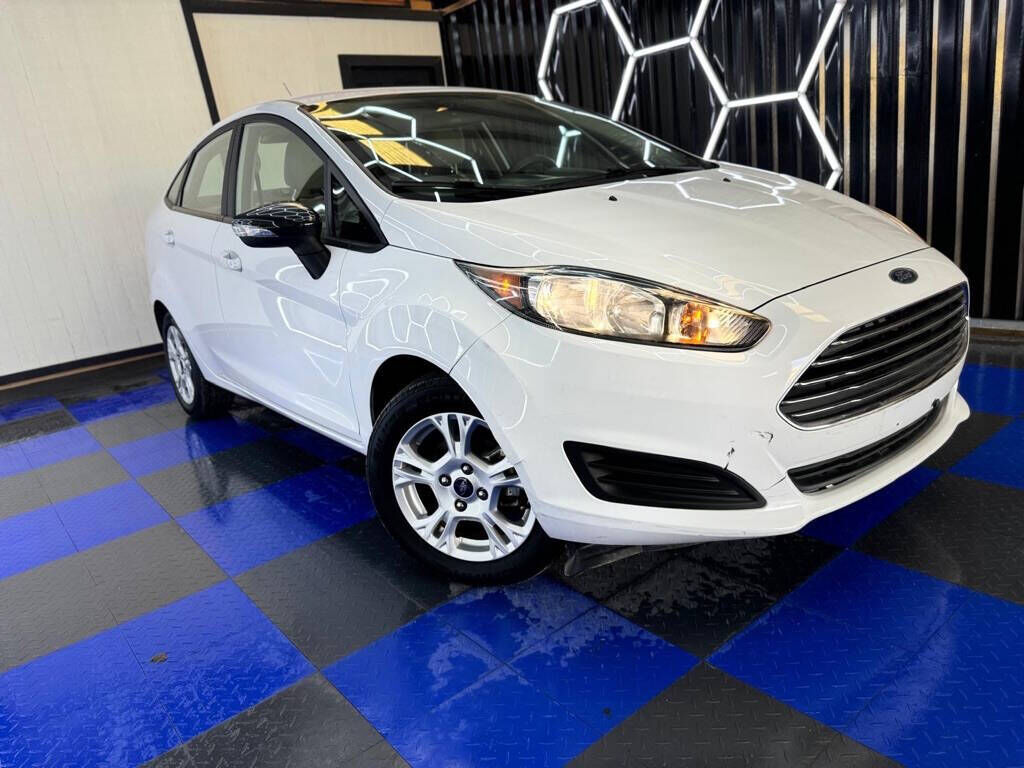 2016 FORD Fiesta