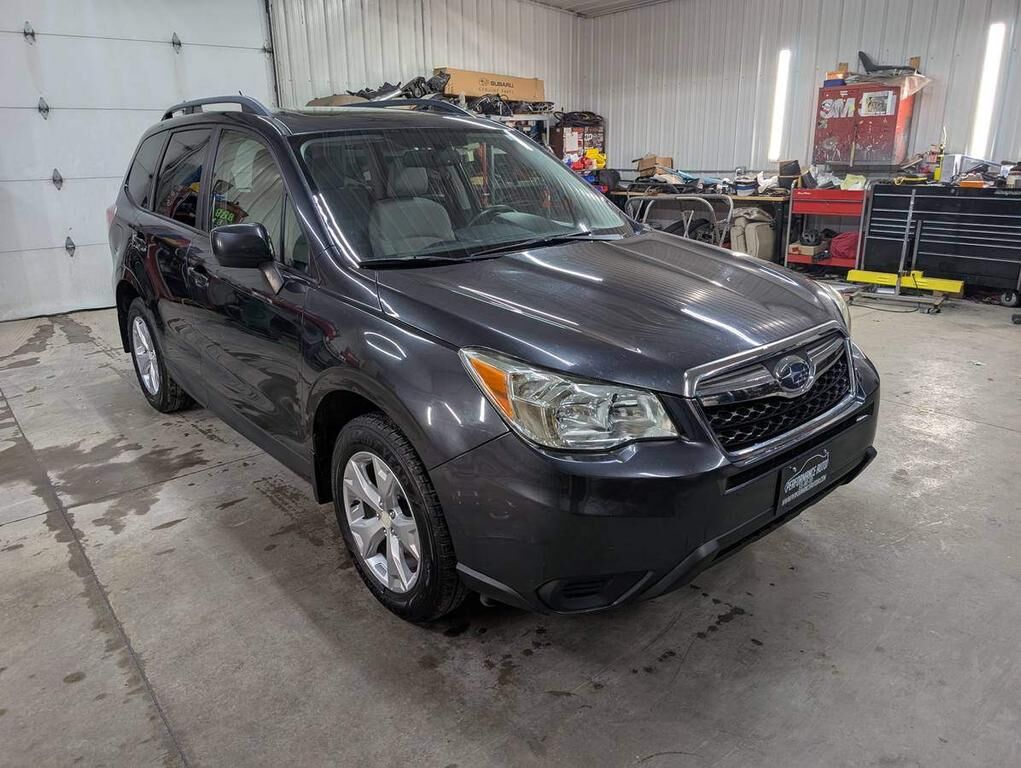 2014 SUBARU Forester