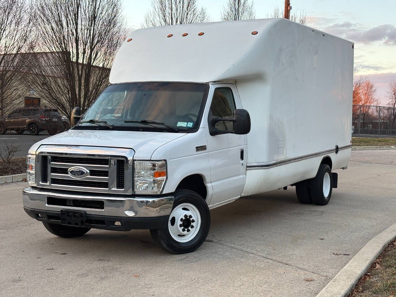 2013 FORD E-450
