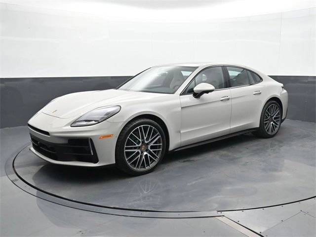 2026 PORSCHE Panamera