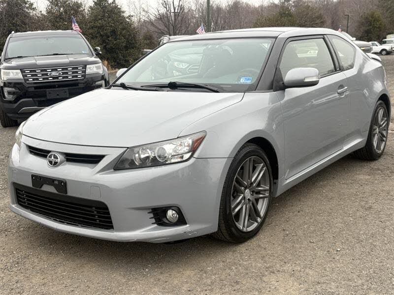 2013 TOYOTA SCION