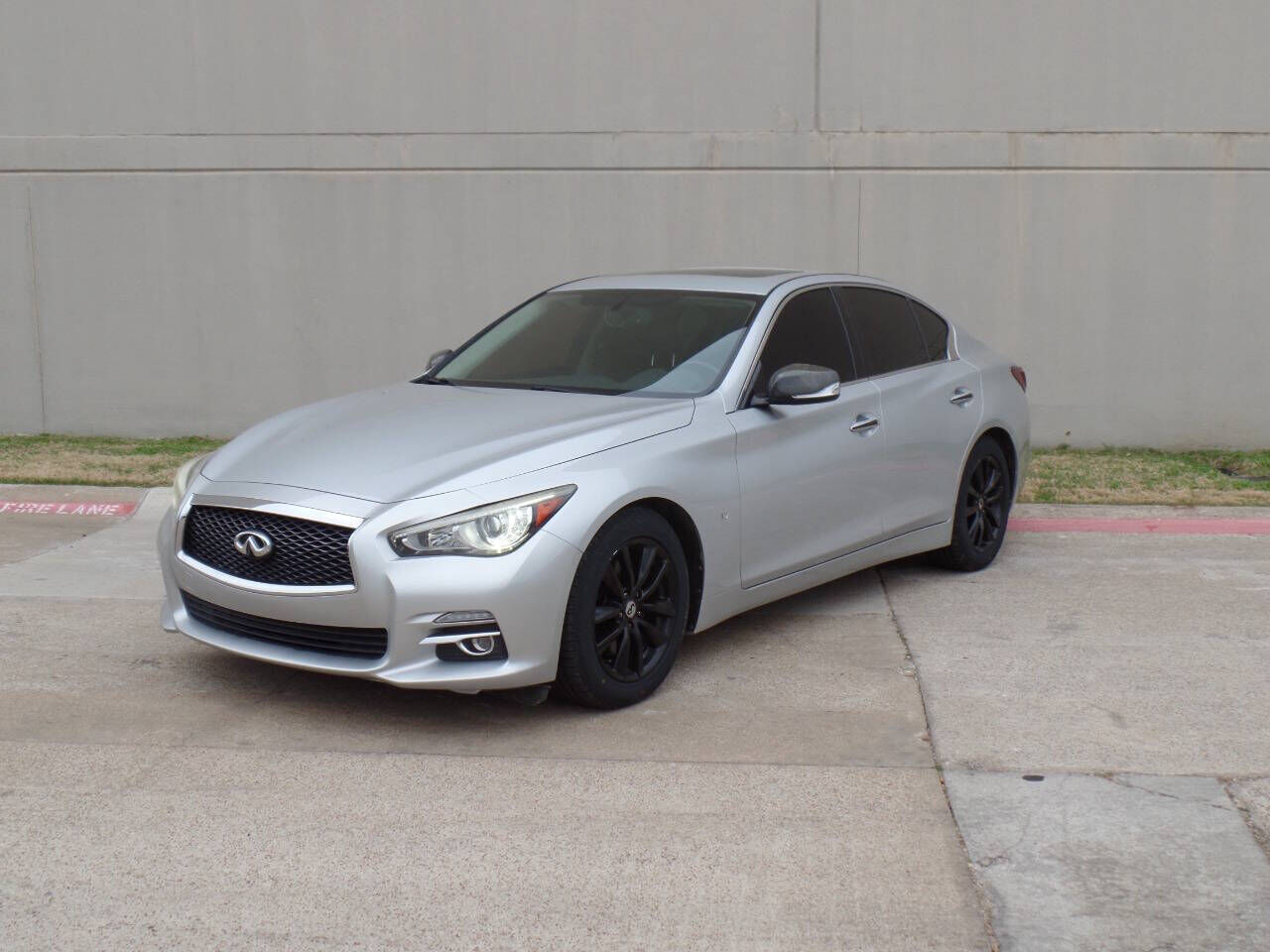 2014 INFINITI Q50