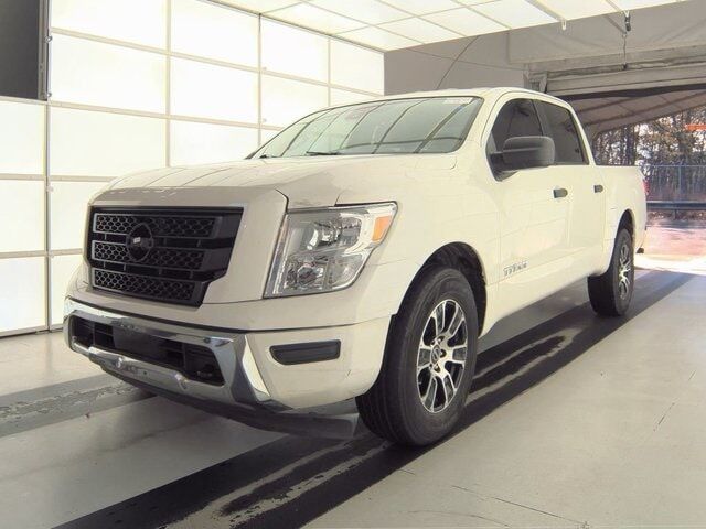 2024 NISSAN Titan