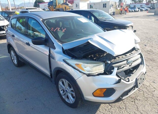 2017 FORD Escape