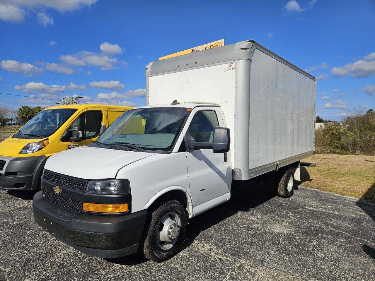 2019 CHEVROLET Express