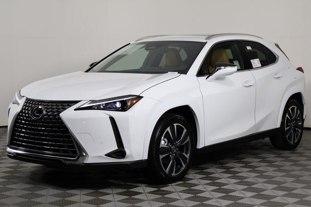 2026 LEXUS UX