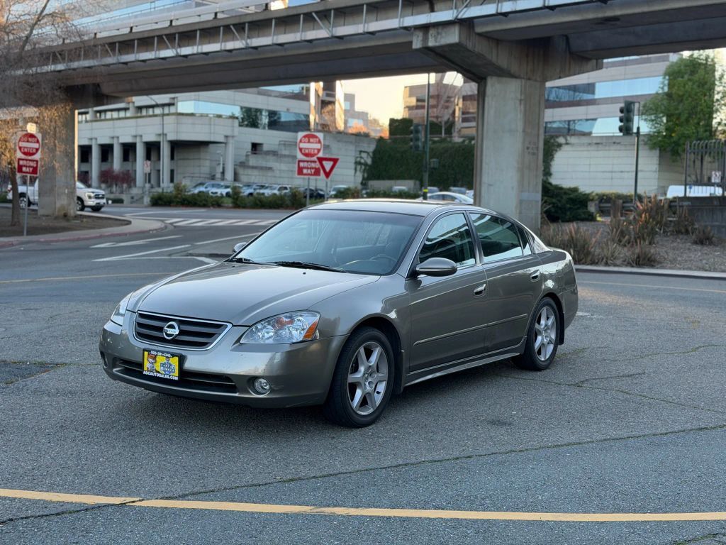 2003 NISSAN Altima