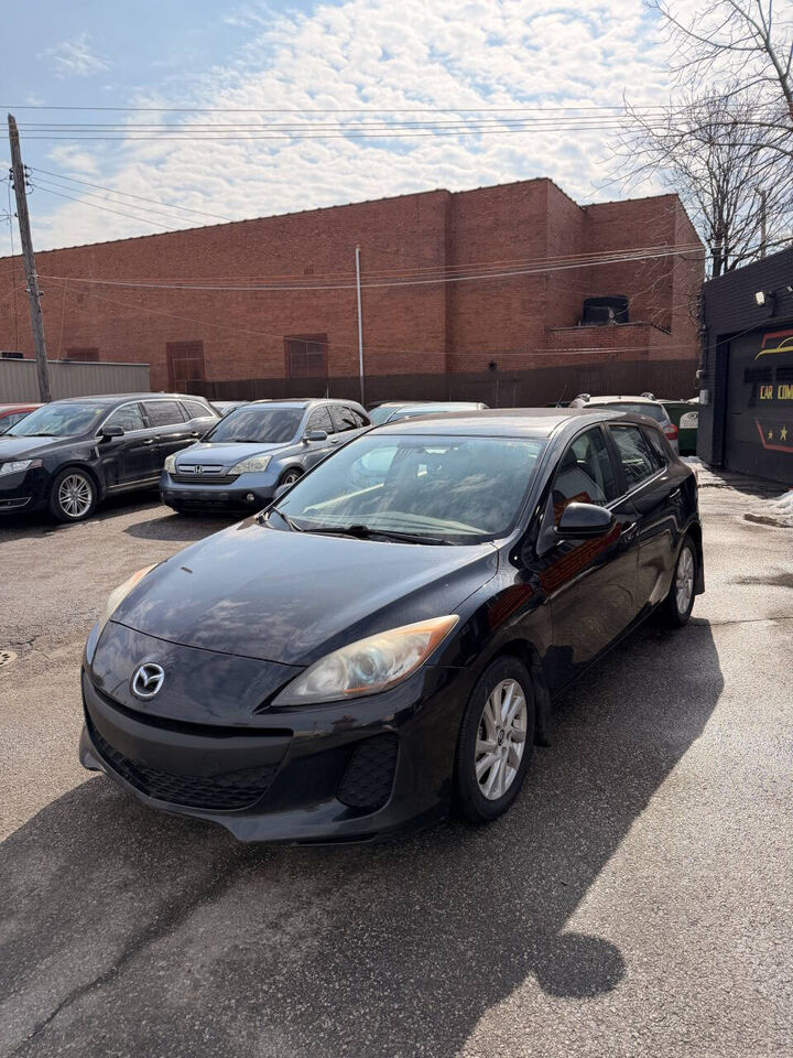 2013 MAZDA Mazda3