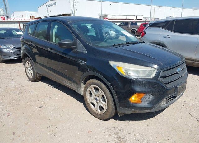 2017 FORD Escape