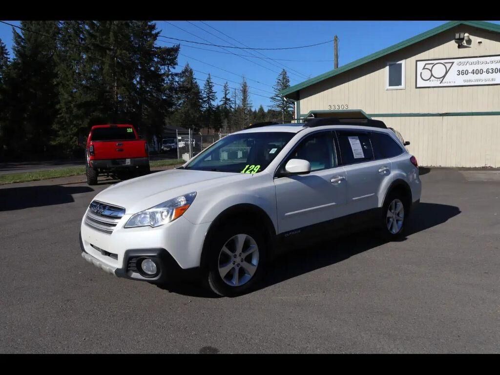 2014 SUBARU Outback