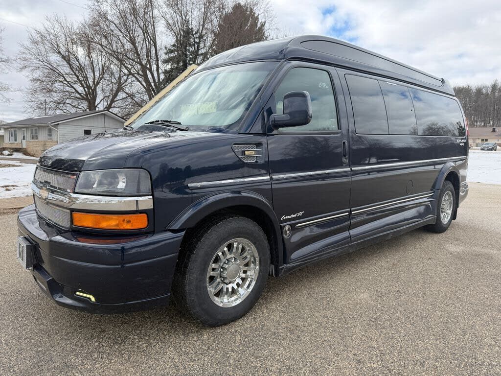 2017 CHEVROLET Express