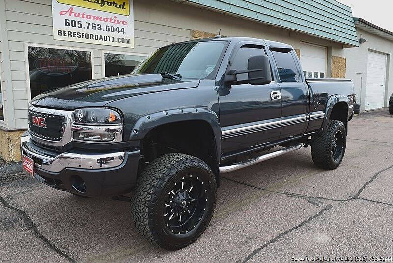 2004 GMC Sierra