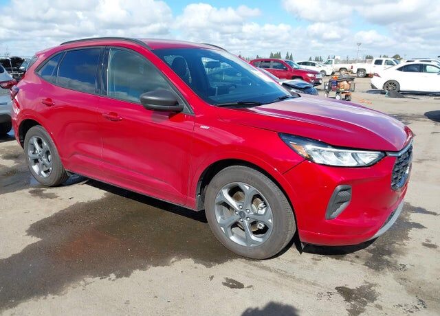 2024 FORD Escape