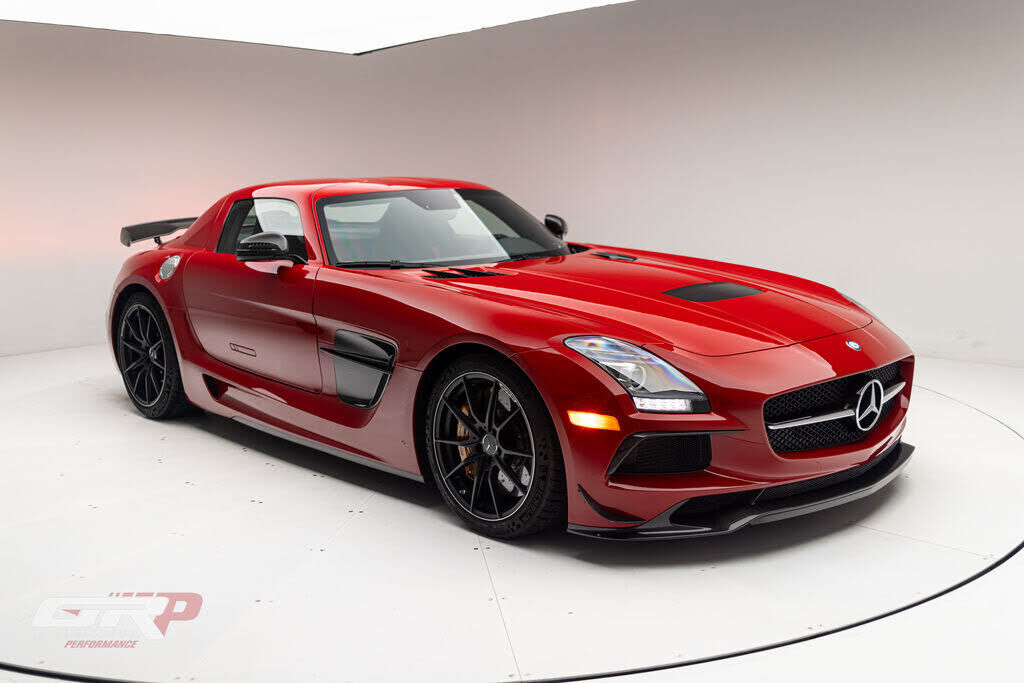 Mercedes-Benz SLS-Class