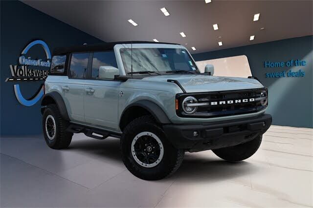2023 FORD Bronco