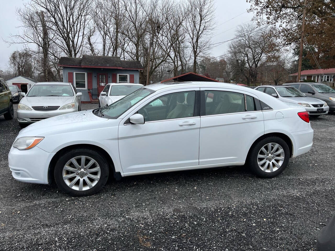2011 CHRYSLER 200