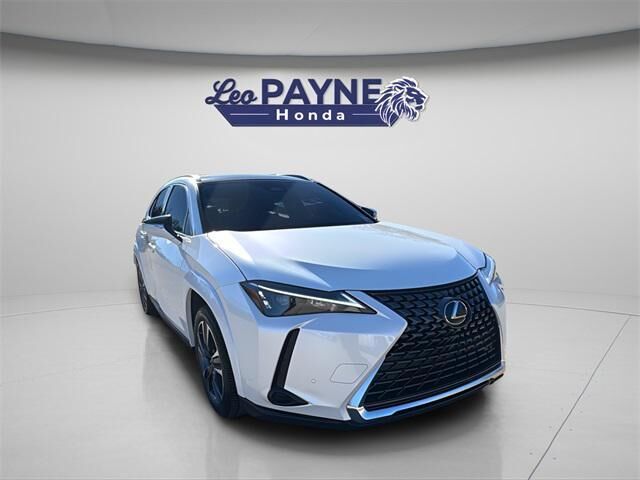 2025 LEXUS UX