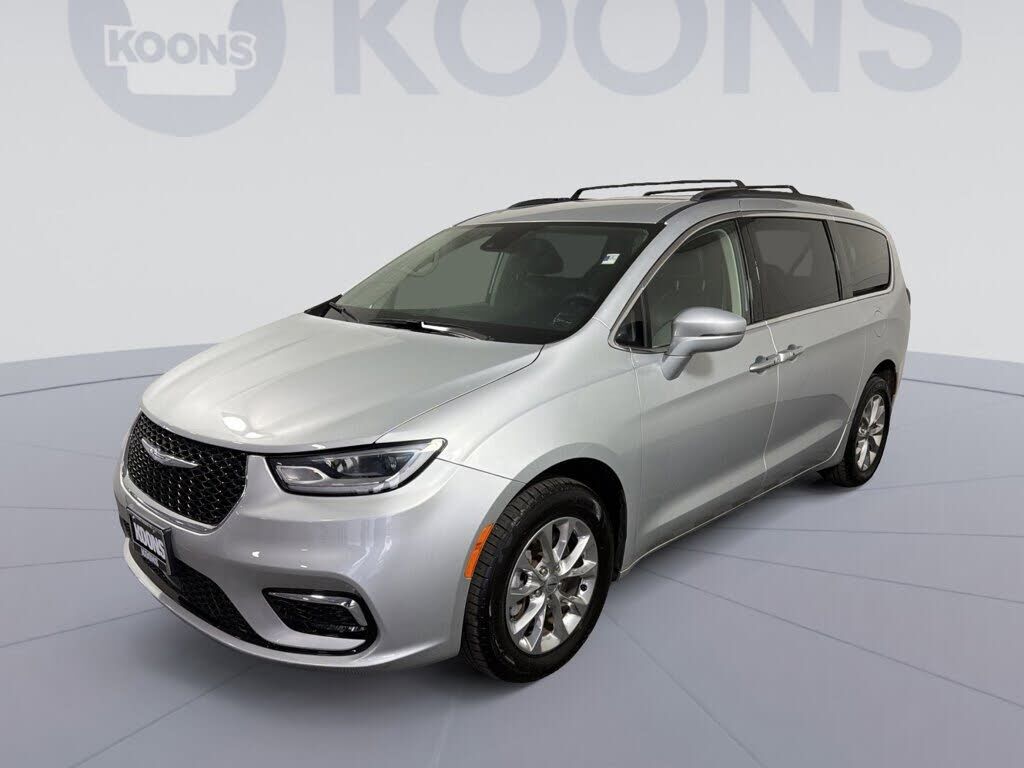 2022 CHRYSLER Pacifica