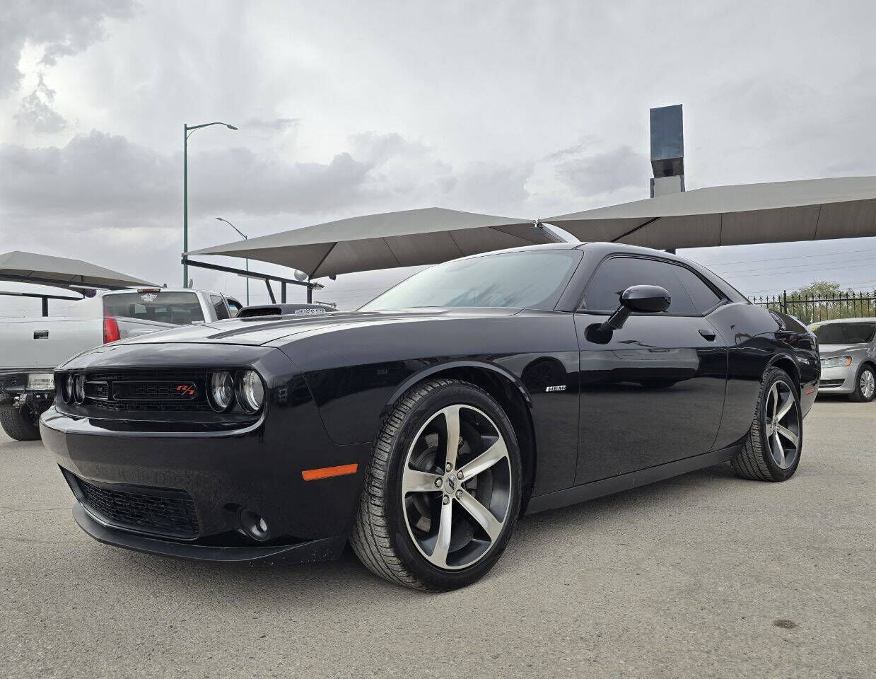 2017 DODGE Challenger