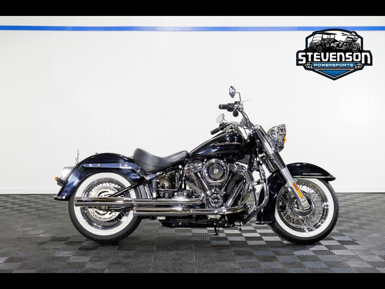2019 HARLEY DAVIDSON FLDE / Deluxe