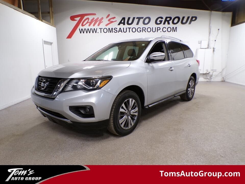 2020 NISSAN Pathfinder