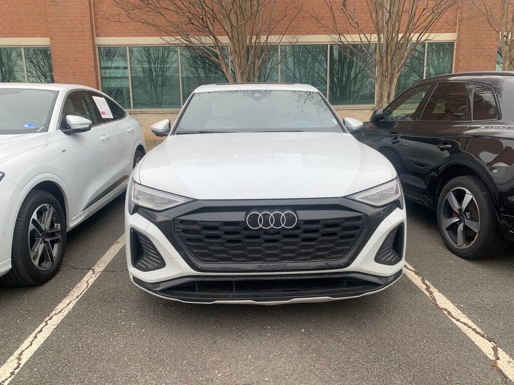 2024 Audi Q8
