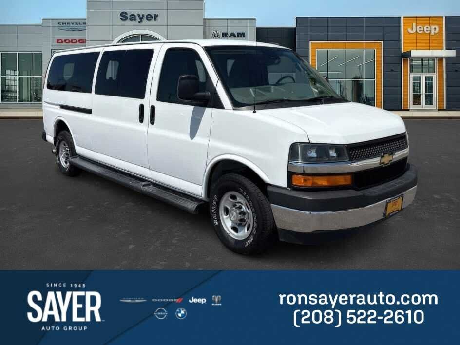 2021 CHEVROLET Express