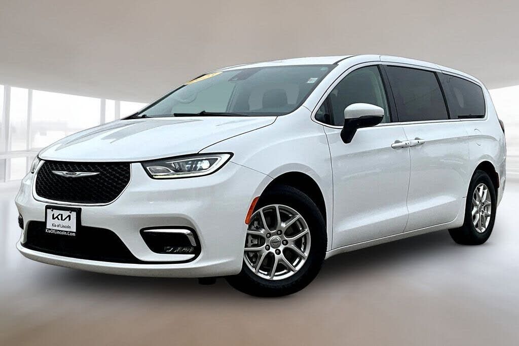 2023 CHRYSLER Pacifica