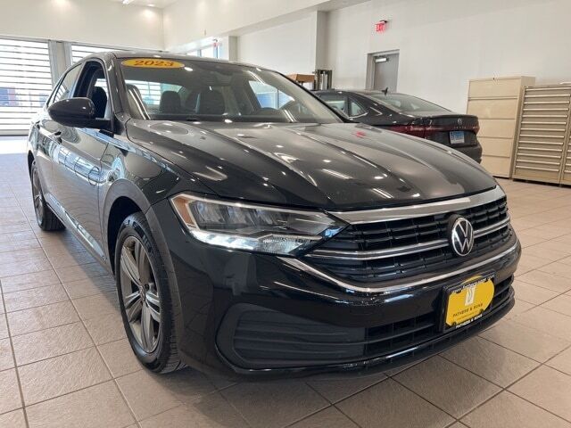 2023 VOLKSWAGEN Jetta