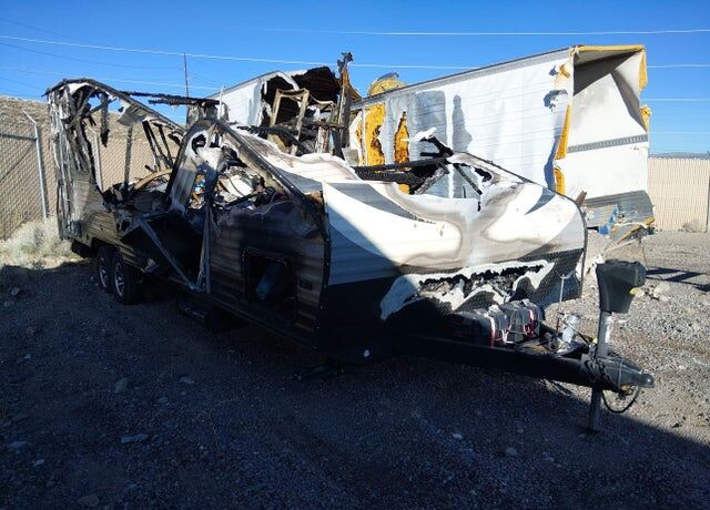 2015 FOREST RIVER Avenger