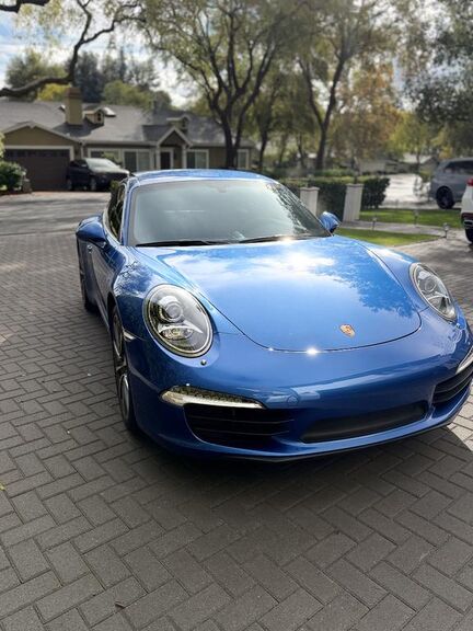 2015 PORSCHE 911