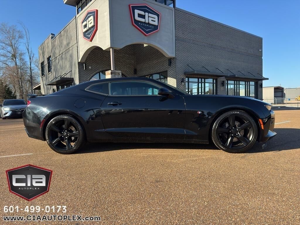 2017 CHEVROLET Camaro
