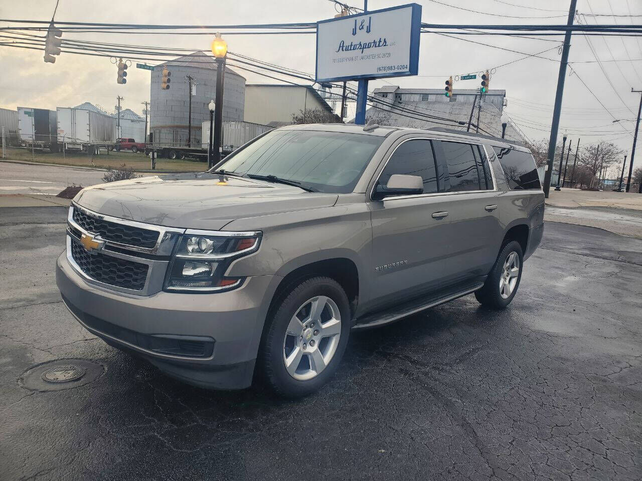 2018 CHEVROLET Suburban