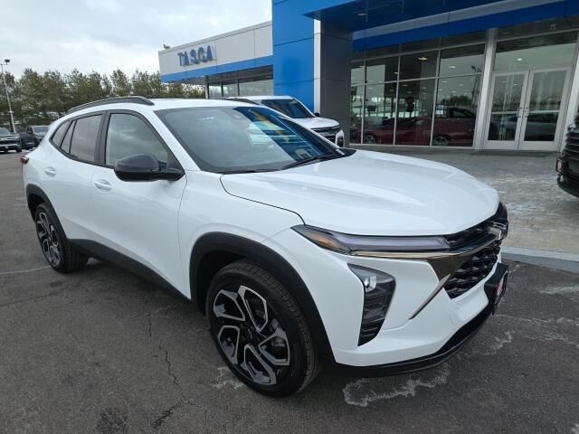 2026 CHEVROLET Trax