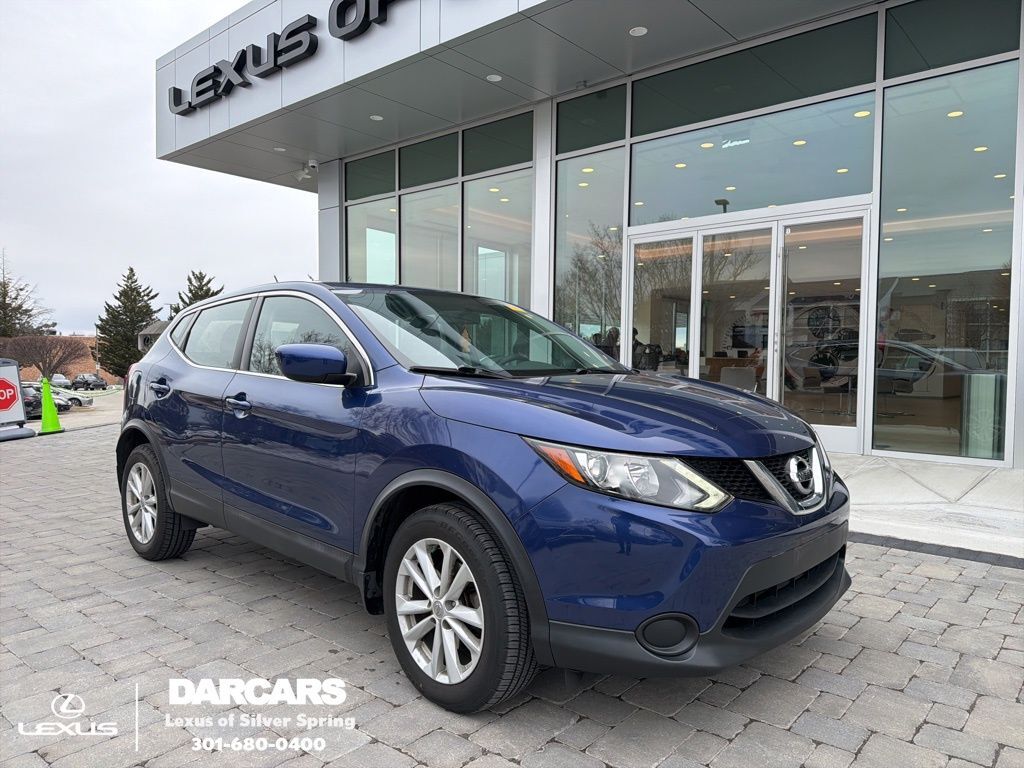 2017 NISSAN Rogue