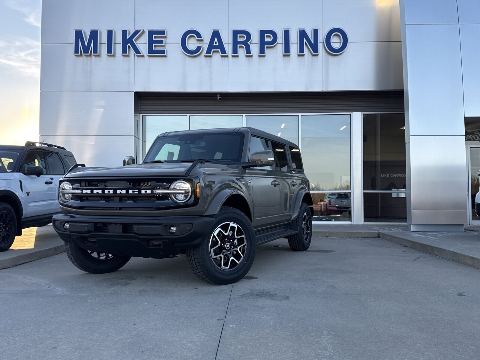 2025 FORD Bronco