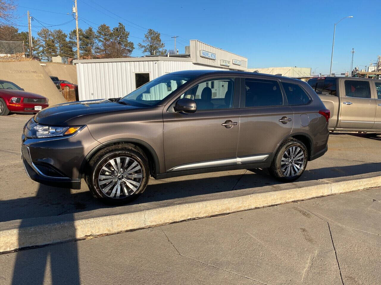 2020 MITSUBISHI Outlander