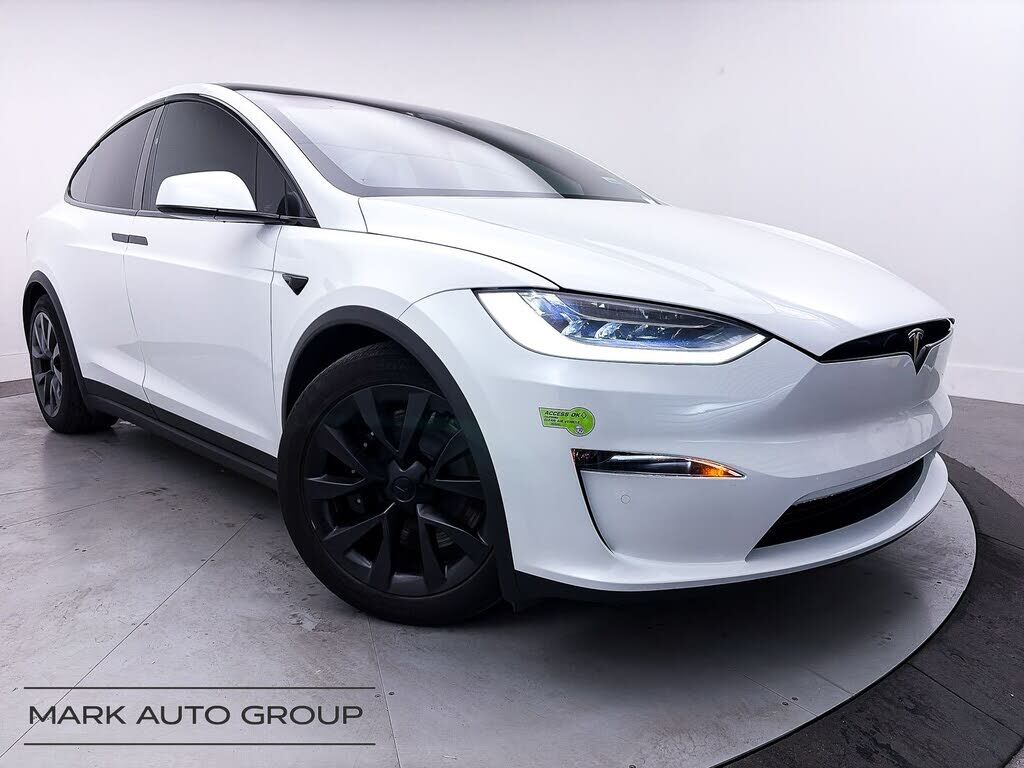 2023 TESLA Model X