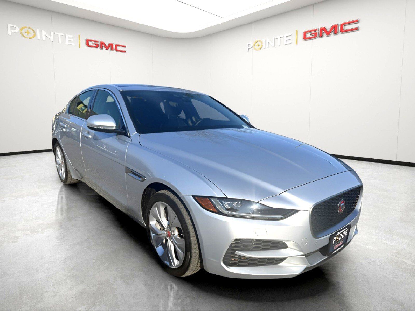 2020 JAGUAR XE