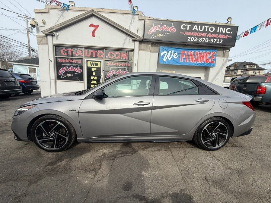 2023 HYUNDAI Elantra