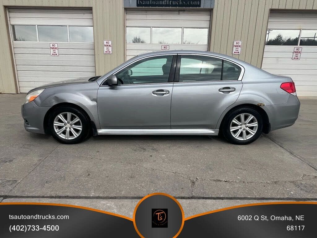 2011 SUBARU Legacy
