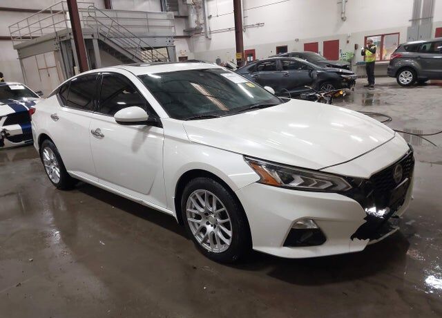 2020 NISSAN Altima