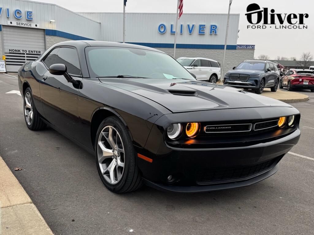 2015 DODGE Challenger