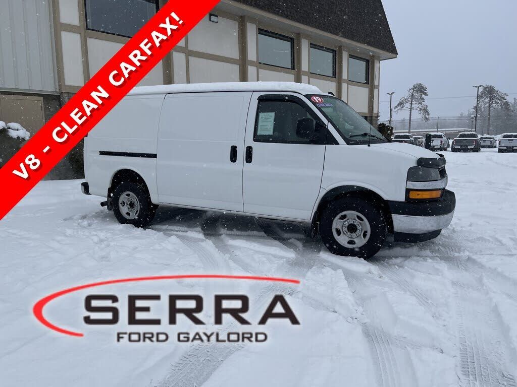 2019 CHEVROLET Express