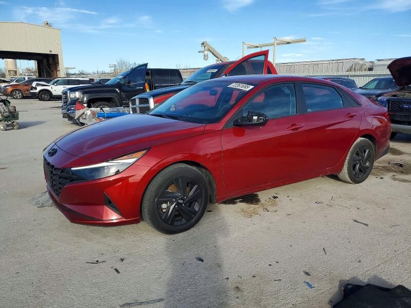 2023 HYUNDAI Elantra