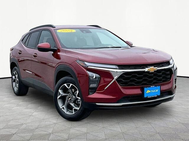 2025 CHEVROLET Trax