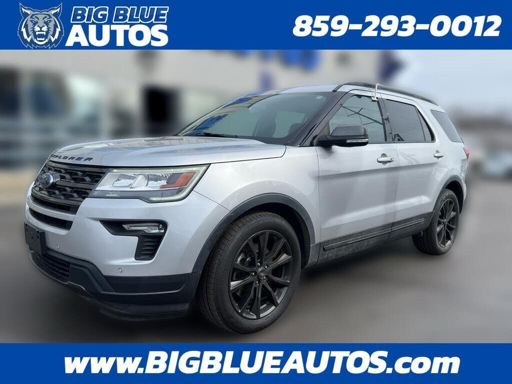 2018 FORD Explorer