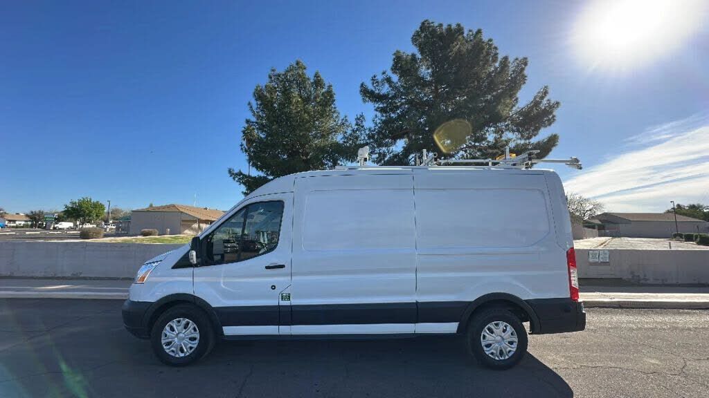 2017 FORD Transit